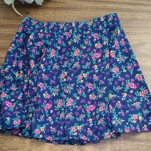 🌺 Floral Blue Skirt Girls Size Medium